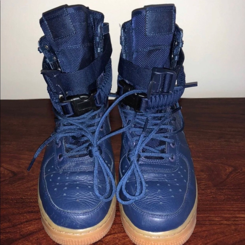 Nike Air Force 1 Size 7.5